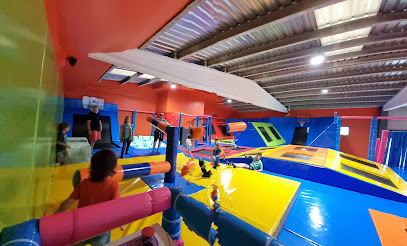 SALTIMBANQUI Jumping Park