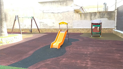 AF1QipMXqiMP_zoOKnjQsRoVbiPrx48-AeyAbLq6EC7Iw426-h240-k-no.jpeg