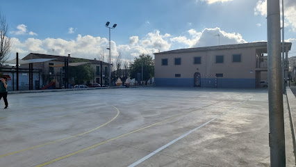 AF1QipNuyBP-vbxw5i995GAbosmE0b45f7LMmXYyc71Hw426-h240-k-no.jpeg