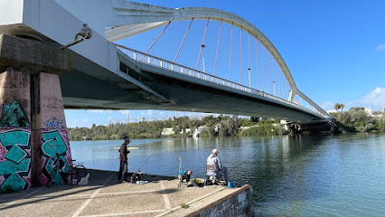 Paseo Fluvial Orilla Este Del Guadalquivir
