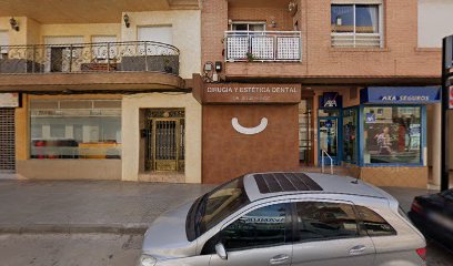 thumbnailpanoidH9zaGHnRuIkkc-yV6uvAtwcb_clientsearch.gws-prod.gpsw408h240yaw153.49902pitch0thumbfov100.jpeg