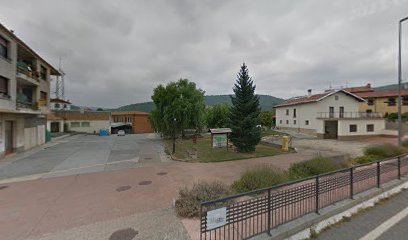 thumbnailpanoidQELCdJJLRyMYka7QkEFKmQcb_clientsearch.gws-prod.gpsw408h240yaw52.299377pitch0thumbfov100.jpeg