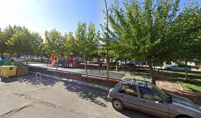 thumbnailpanoidbPMEEe4G_as7zEmToGKGGgcb_clientsearch.gws-prod.gpsw408h240yaw175.26717pitch0thumbfov100.jpeg