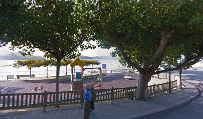 thumbnailpanoidux1ynhEzF42Snj9_LE4wSQcb_clientsearch.gws-prod.gpsw408h240yaw185.1439pitch0thumbfov100.jpeg