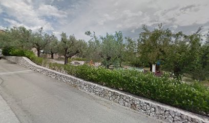 thumbnailpanoidwOISzgUrePOVpD_I6UOvBwcb_clientsearch.gws-prod.gpsw408h240yaw6.493821pitch0thumbfov100.jpeg