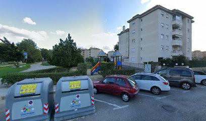 thumbnailpanoidxt4OEvAMYwTnrHlW2rapnQcb_clientsearch.gws-prod.gpsw408h240yaw183.5049pitch0thumbfov100.jpeg