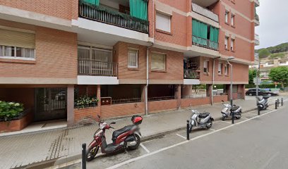 thumbnailpanoidRGzSgnKbMV_bbaCs73cCjQcb_clientsearch.gws-prod.gpsw408h240yaw194.86852pitch0thumbfov100.jpeg