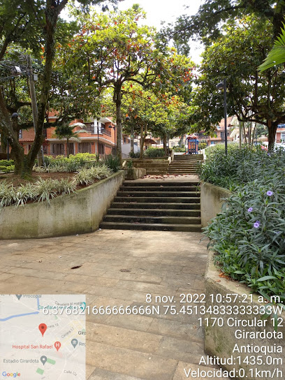 Parquesito Infantil Barrio Girardota La Nueva